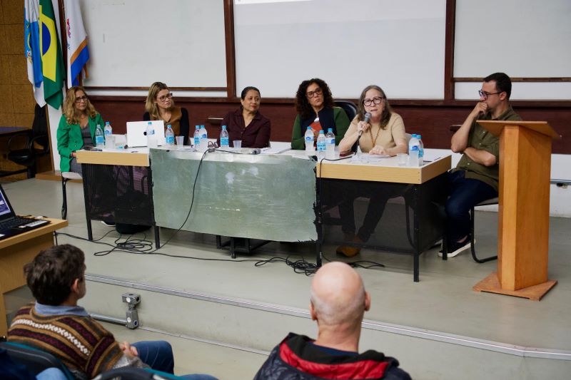 “Precisamos olhar para os profissionais da segurança pública como trabalhadores”